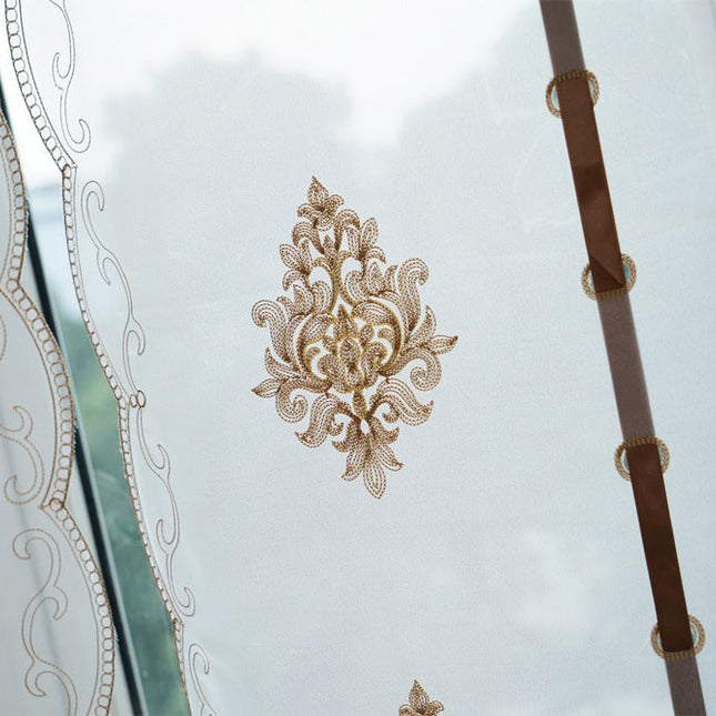 Tenda a pacchetto ricamata per soggiorno