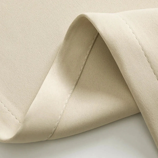 Tenda coprente beige per soggiorno