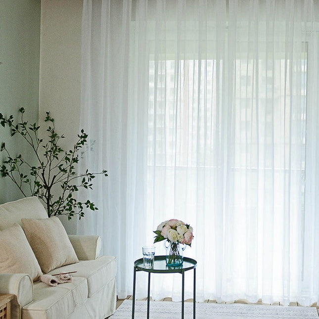 Tenda Velata Bianca per Soggiorno