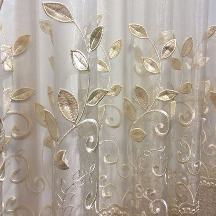 Tenda velata elegante con ricami dorati