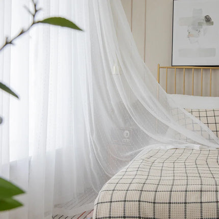 Tenda velata con motivo a pois