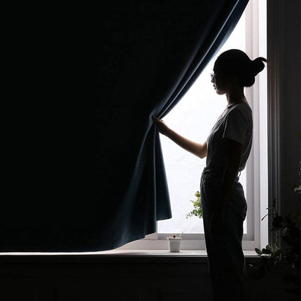 Tenda oscurante con chiusura a strappo