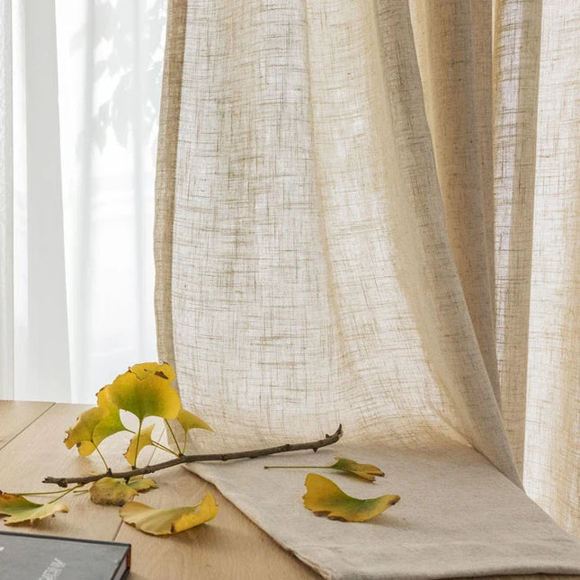 Tenda velata beige stile romantico
