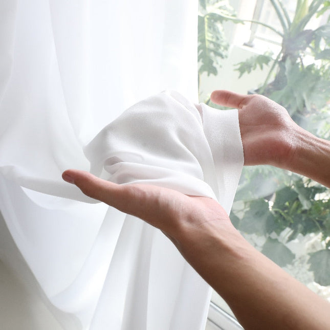 Tenda Trasparente in Tessuto Bianco