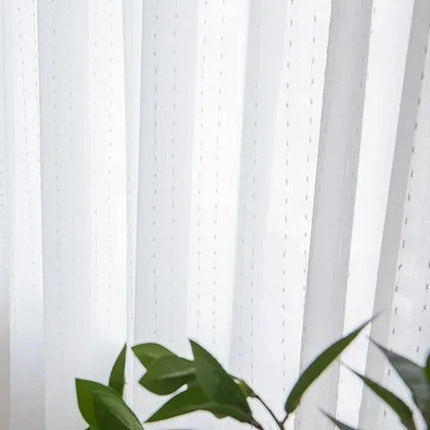 Tenda velata con motivo a pois