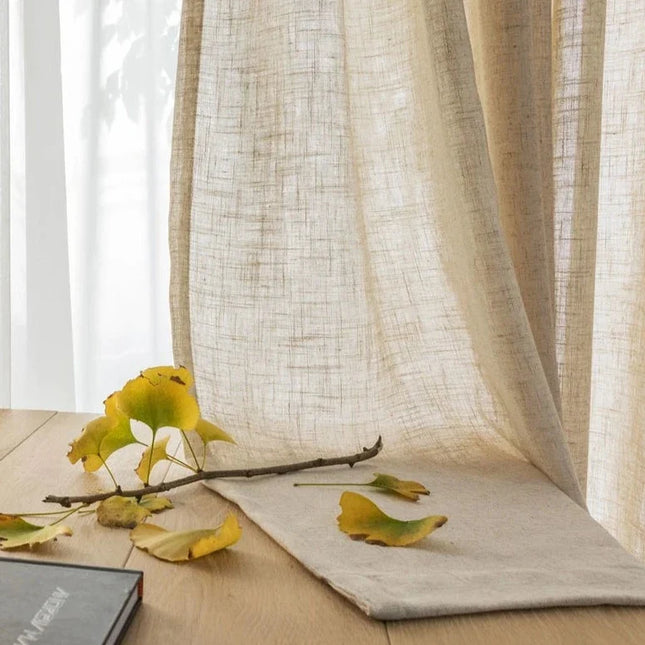 Tenda velata beige stile romantico