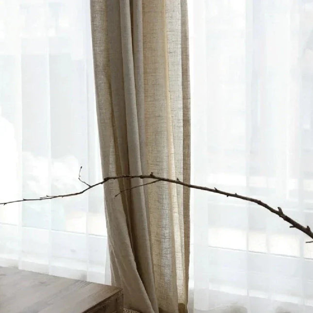 Tenda velata beige stile romantico