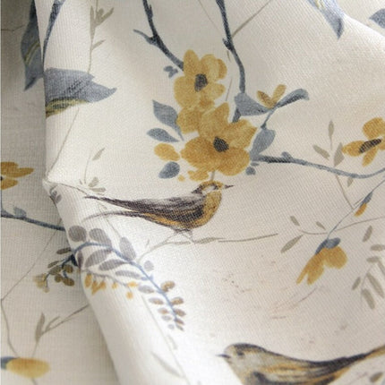 Tenda in lino con uccelli