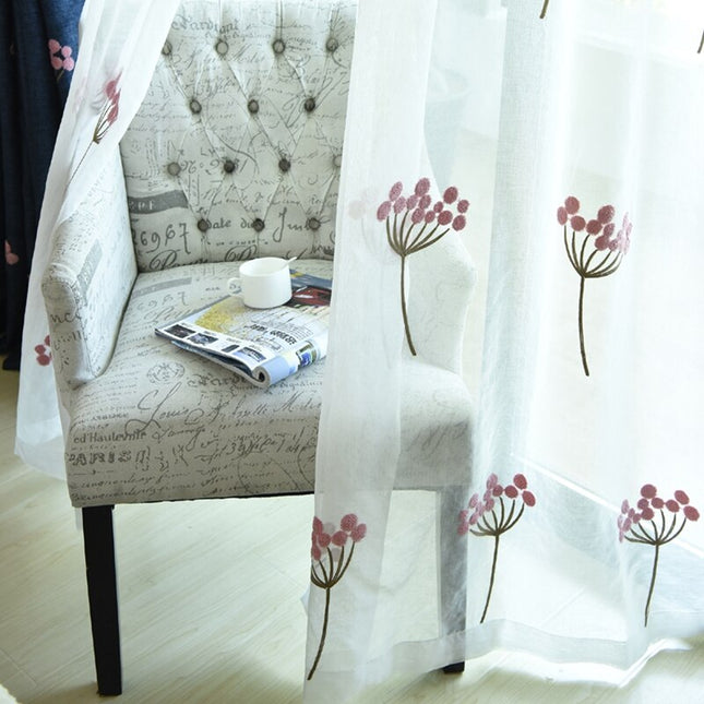 Tenda velata rosa antico con ricamo