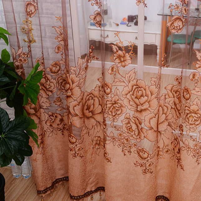 Tenda velata rosa con motivo floreale