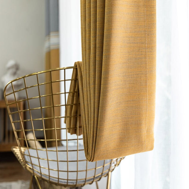 Tenda a Righe Colorate Stile Moderno