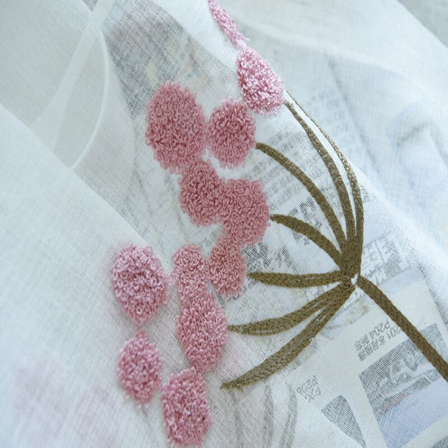 Tenda velata rosa antico con ricamo