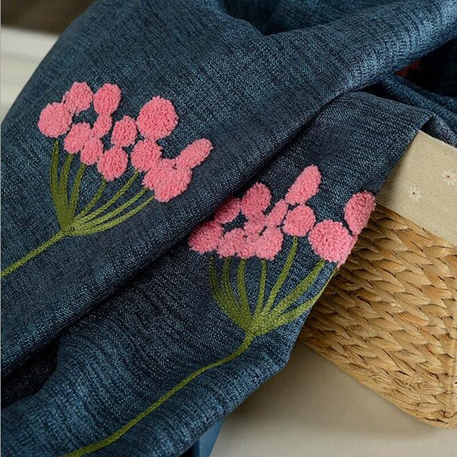 Tenda Oscurante Blu Marino Fiori Ricamati