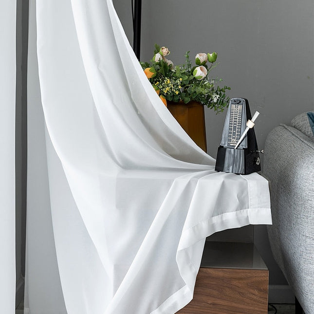 Tenda velata in tessuto semi-trasparente