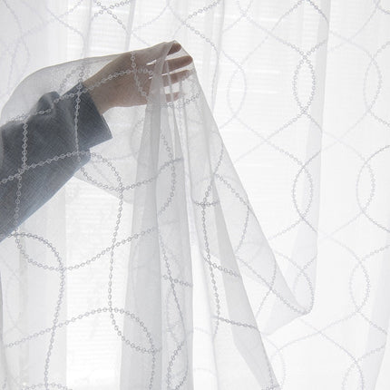 Tenda velata con disegno geometrico