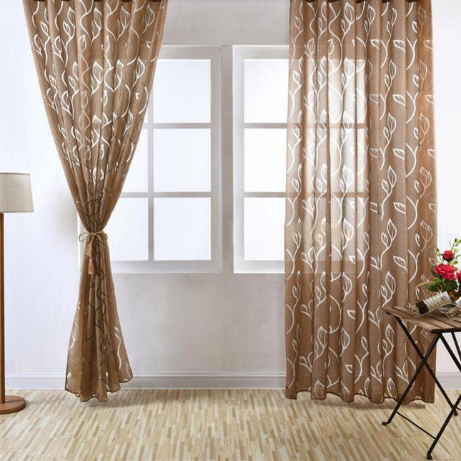 Tenda velata bianca con ricamo foglie