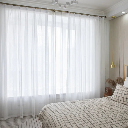 Tenda velata con motivo a pois