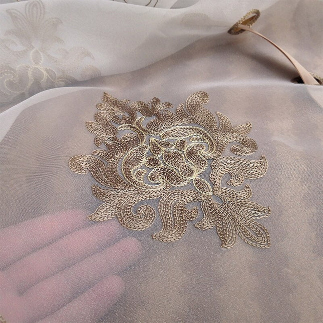 Tenda a pacchetto ricamata per soggiorno