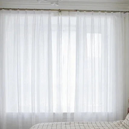 Tenda velata con motivo a pois