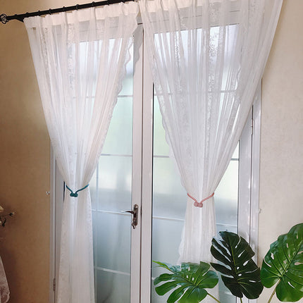 Tenda velata bianca in pizzo floreale