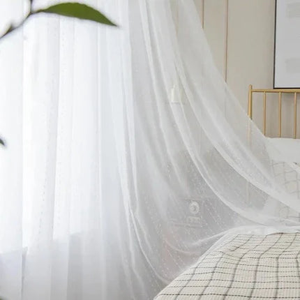 Tenda velata con motivo a pois