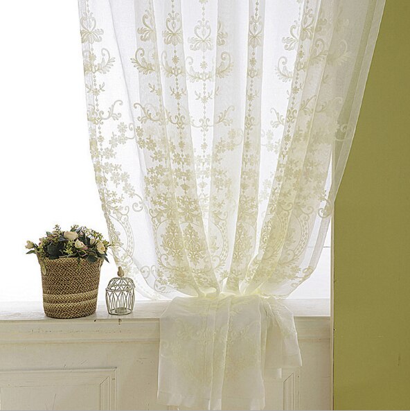 Tenda velata elegante con motivo damascato