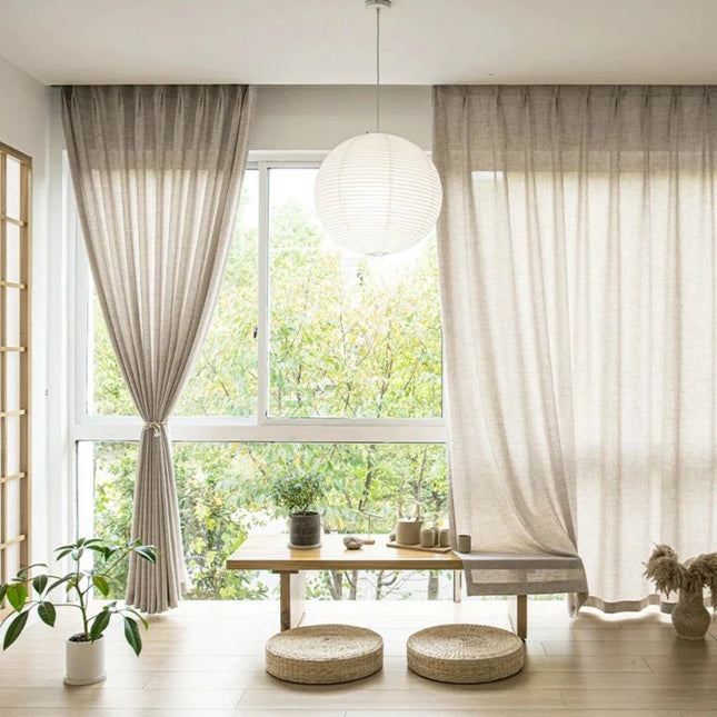 Tenda velata beige con bordo inferiore