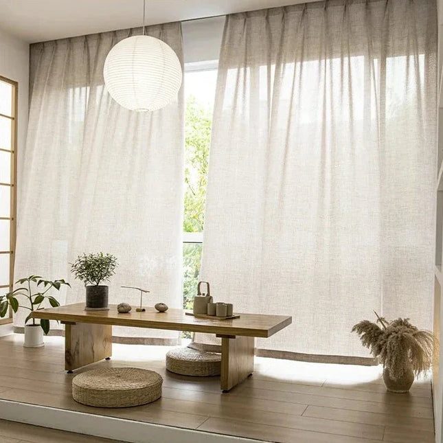 Tenda velata beige con bordo inferiore