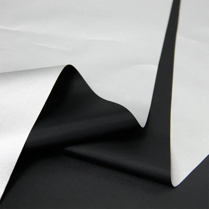 Tessuto oscurante termico nero argento