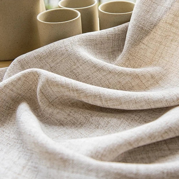 Tenda velata beige con bordo inferiore