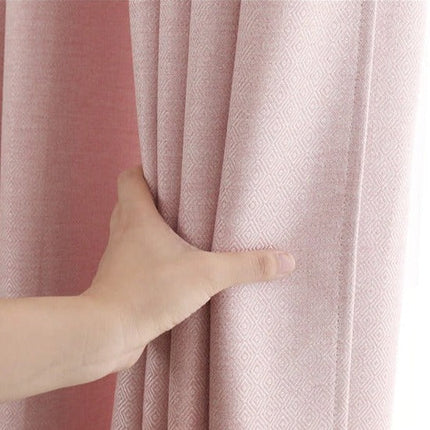 Tenda elegante rosa con trama geometrica