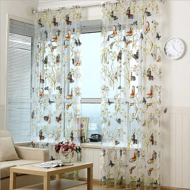 Tenda velata con farfalle colorate ricamate