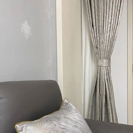 Tenda oscurante jacquard motivo argento