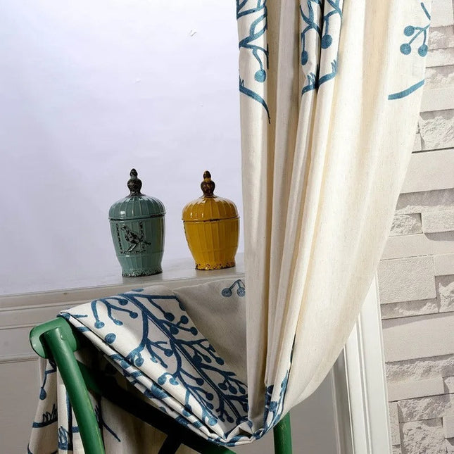 Tenda Oscurante Ricamata con Motivo Rami