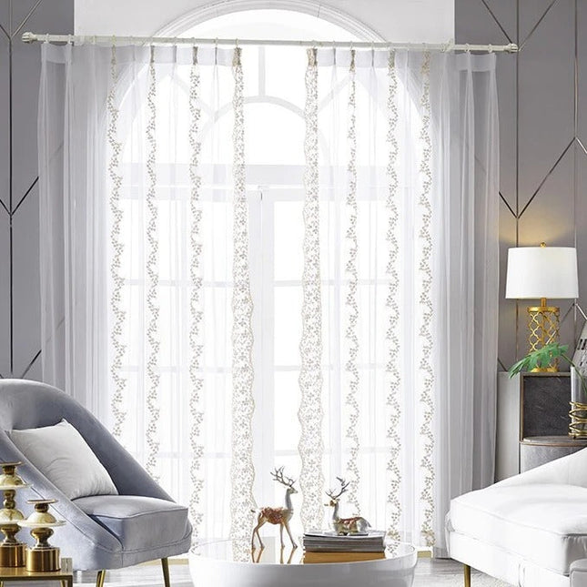 Tenda velata ricamata stile principessa