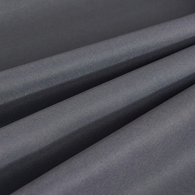 Tenda da esterno impermeabile con occhielli